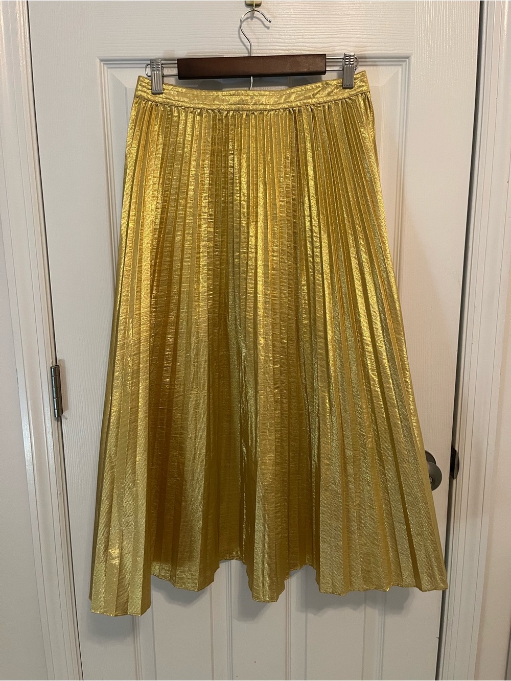 J.Crew Gold Metallic Pleated Midi Skirt Size 4 | Holiday Party Glam - Picture 7 of 9